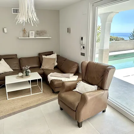 Family Burriana Willa *